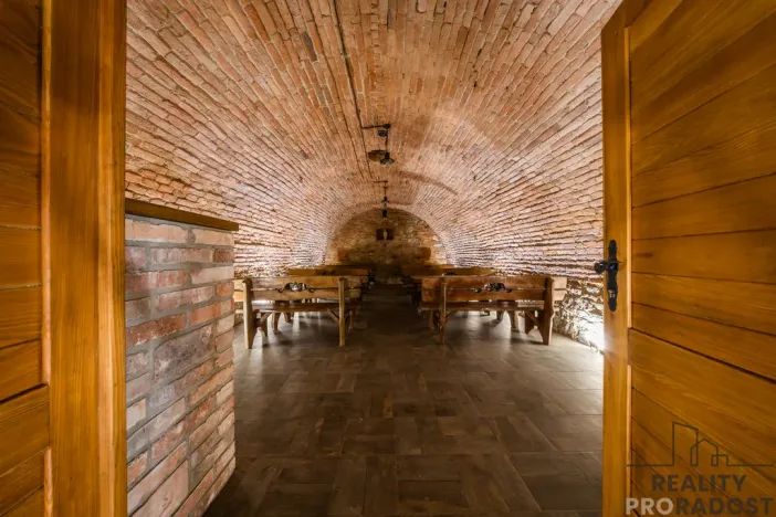 Prodej vinného sklepa, Domanín, 150 m2
