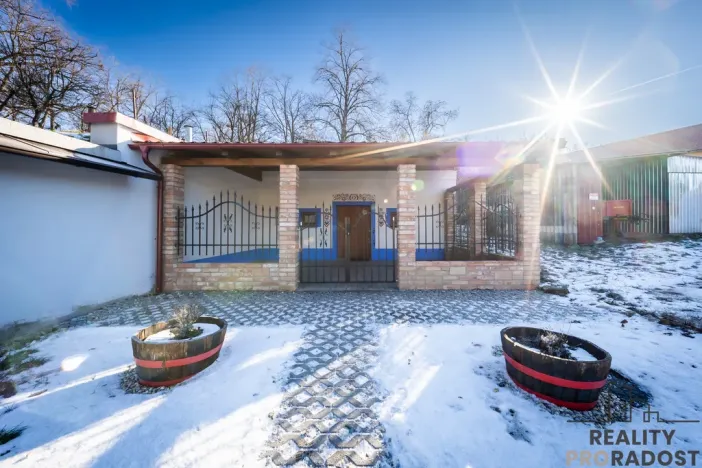 Prodej vinného sklepa, Domanín, 150 m2