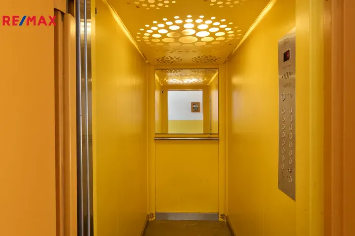 Prodej bytu 2+kk, Bílina - Pražské Předměstí, Bezejmenná, 48 m2