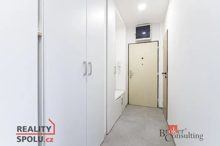 Pronájem bytu 2+1, Opava, Hany Kvapilové, 57 m2