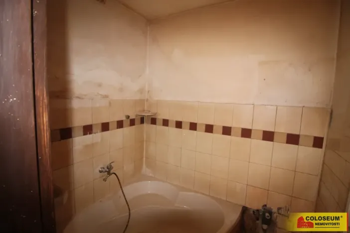 Prodej rodinného domu, Jevišovka, 391 m2