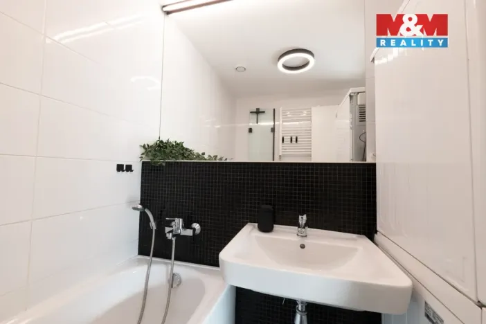 Prodej bytu 3+kk, Praha - Libeň, Novovysočanská, 67 m2