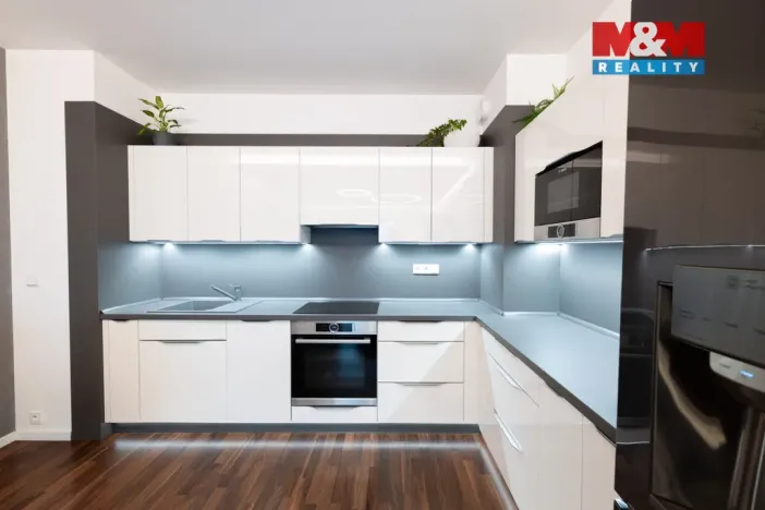 Prodej bytu 3+kk, Praha - Libeň, Novovysočanská, 67 m2