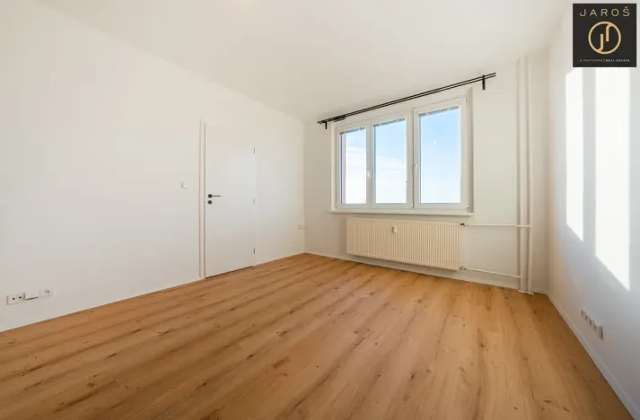 Pronájem bytu 2+kk, Nové Strašecí, Křivoklátská, 36 m2