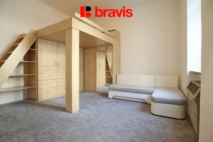 Pronájem bytu 1+kk, Brno - Husovice, Husovická, 30 m2