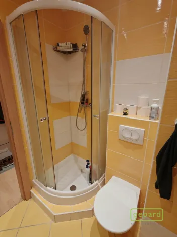 Pronájem bytu 1+1, Liberec, Broumovská, 36 m2