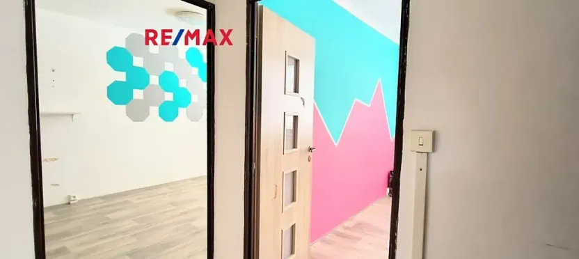 Pronájem bytu 2+kk, Praha - Střížkov, Roudnická, 43 m2