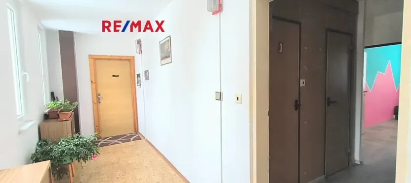 Pronájem bytu 2+kk, Praha - Střížkov, Roudnická, 43 m2