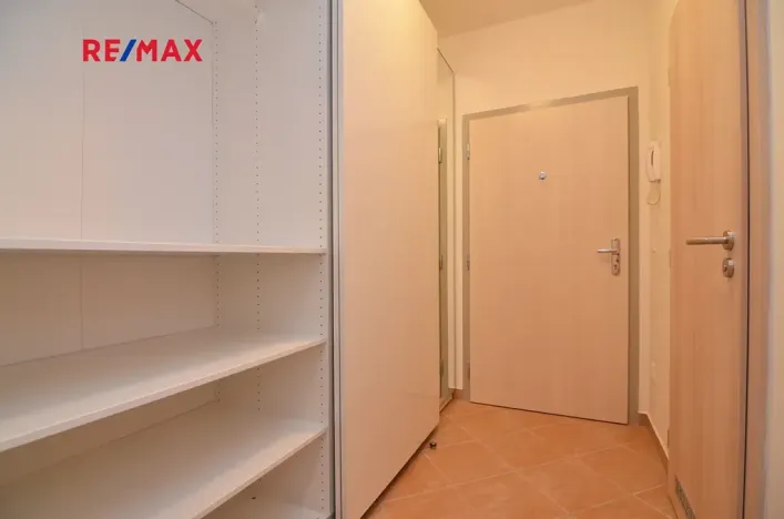 Pronájem bytu 1+kk, Praha - Hlubočepy, Miloše Havla, 35 m2