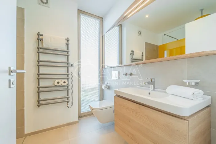 Prodej bytu 2+kk, Mladé Buky, 52 m2