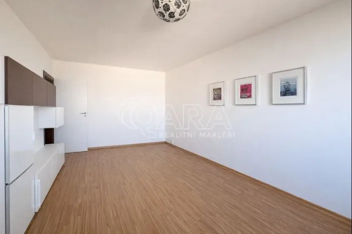 Pronájem bytu 3+1, Praha - Letňany, Bukovecká, 75 m2