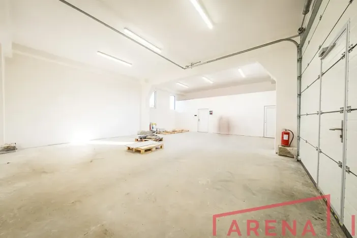 Pronájem skladu, Brno, Tovární, 364 m2