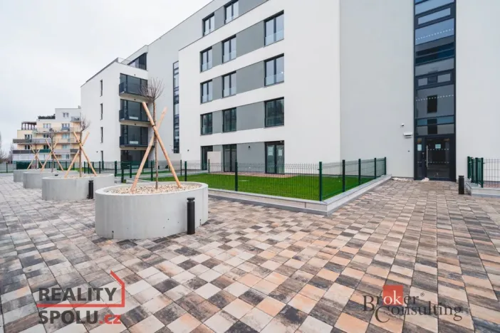 Pronájem bytu 1+kk, Plzeň - Jižní Předměstí, Železná, 43 m2