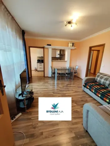 Prodej bytu 4+1, Teplice, Pod školou, 77 m2