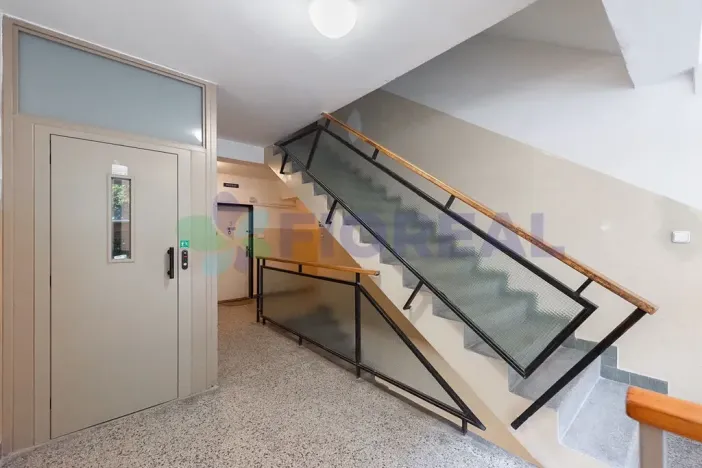 Pronájem bytu 1+kk, Praha - Vršovice, Bulharská, 22 m2