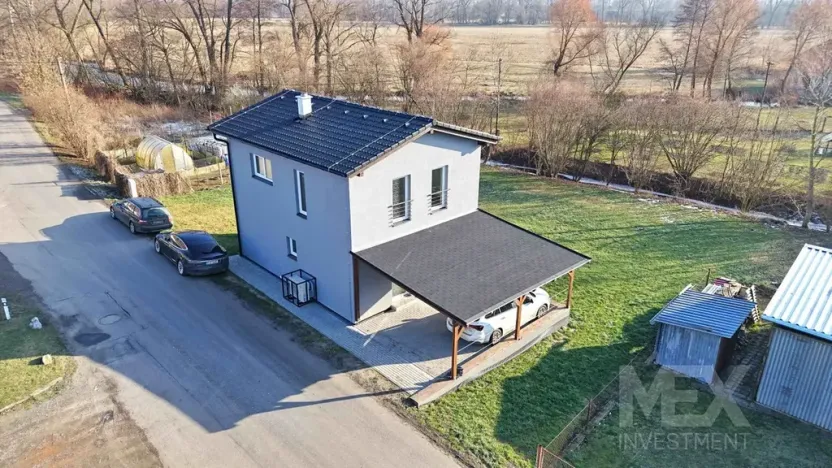 Prodej rodinného domu, Uhersko, 84 m2