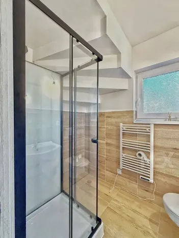 Prodej rodinného domu, Uhersko, 84 m2