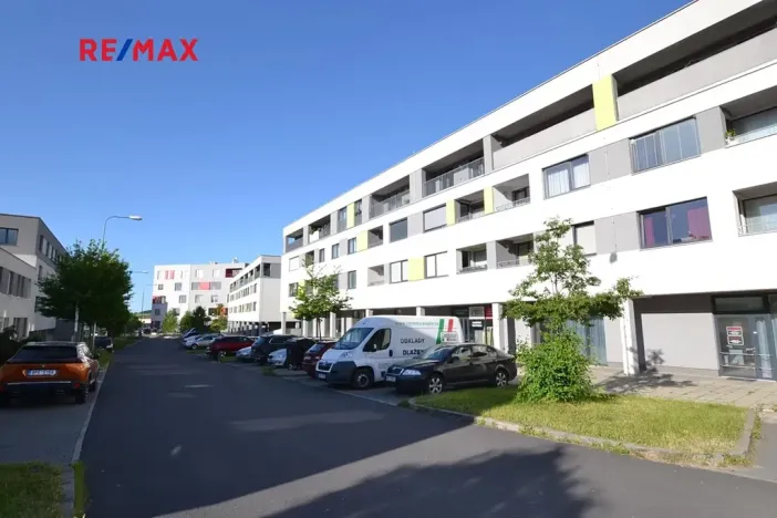 Pronájem bytu 2+kk, Plzeň, Vltavínová, 54 m2