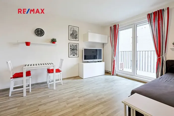 Pronájem bytu 1+kk, Plzeň, Sladová, 26 m2