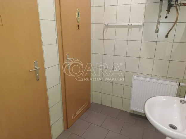 Pronájem kanceláře, Bystřice, Syllabova, 103 m2