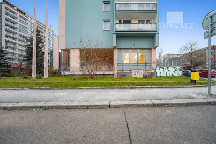 Prodej obchodního prostoru, Praha - Vršovice, Kazašská, 32 m2