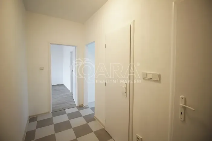 Prodej bytu 2+1, Beroun - Beroun-Město, Švermova, 49 m2