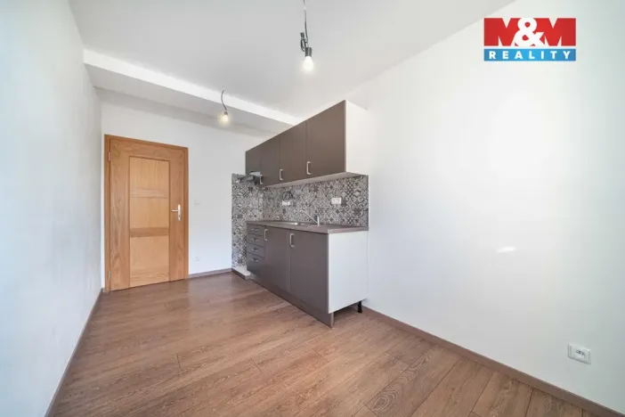 Pronájem bytu 2+1, Plzeň - Jižní Předměstí, Hřímalého, 64 m2