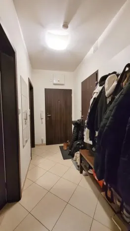 Pronájem bytu 2+kk, Praha - Střížkov, Makedonská, 49 m2