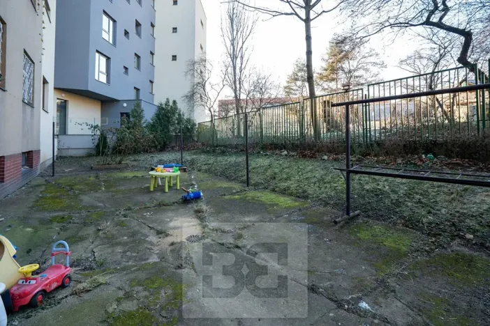 Pronájem bytu 2+kk, Praha - Vršovice, Novorossijská, 38 m2