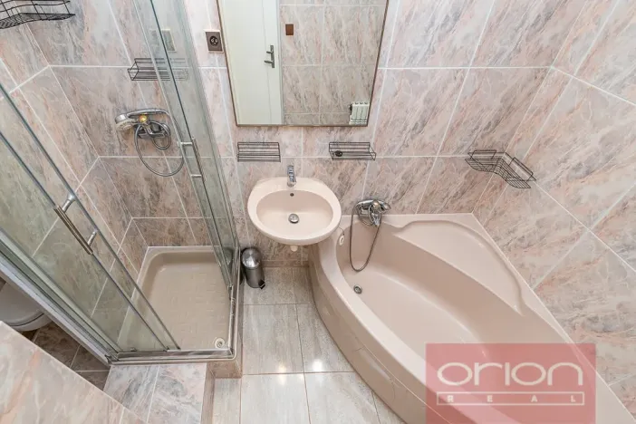 Pronájem bytu 2+1, Praha - Vokovice, Kladenská, 80 m2