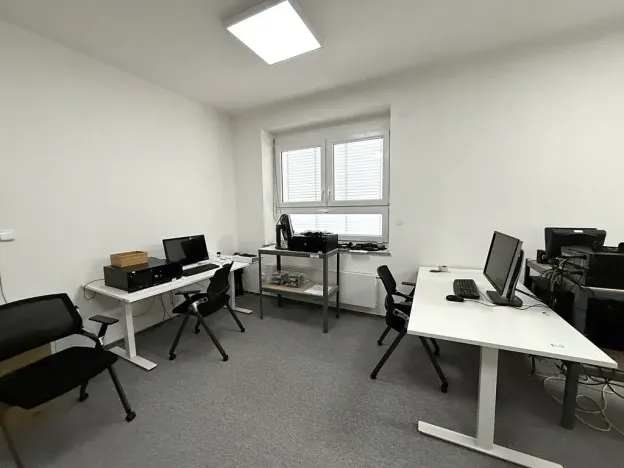 Pronájem kanceláře, Brno, Kosmákova, 50 m2
