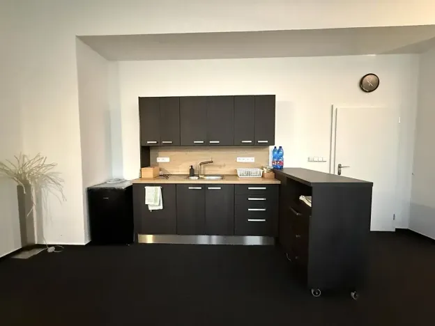 Pronájem kanceláře, Brno, Kosmákova, 50 m2