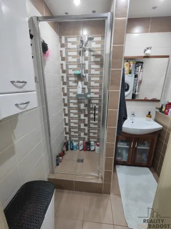 Pronájem bytu 2+1, Chomutov, Dřínovská, 62 m2