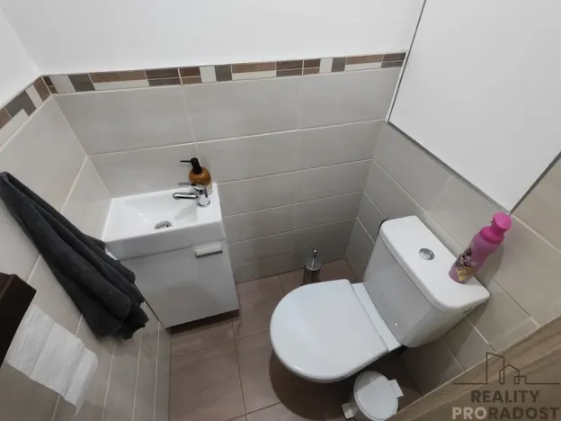 Pronájem bytu 2+1, Chomutov, Dřínovská, 62 m2