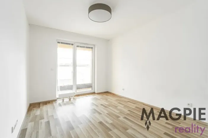 Prodej bytu 2+kk, Praha - Uhříněves, Oty Bubeníčka, 45 m2