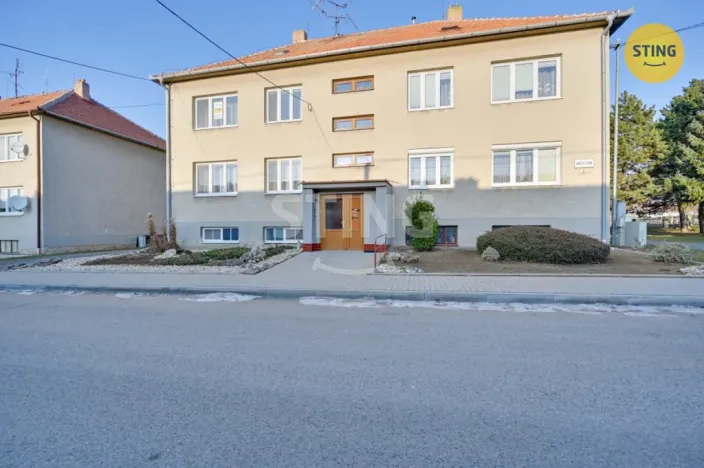 Prodej bytu 3+1, Tvrdonice, Družstevní, 72 m2