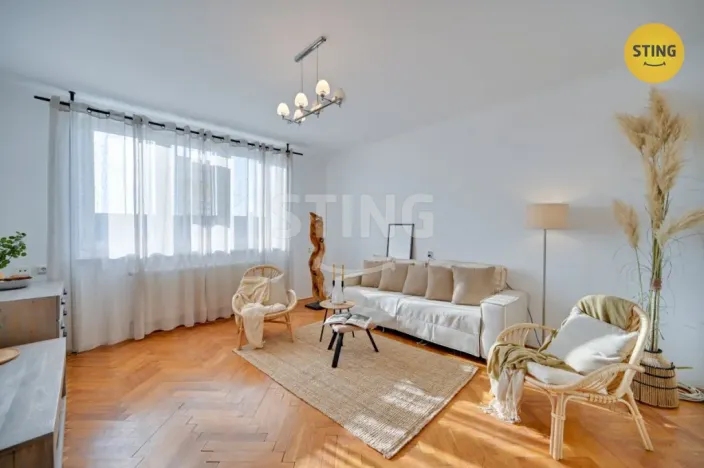 Prodej bytu 3+1, Tvrdonice, Družstevní, 72 m2