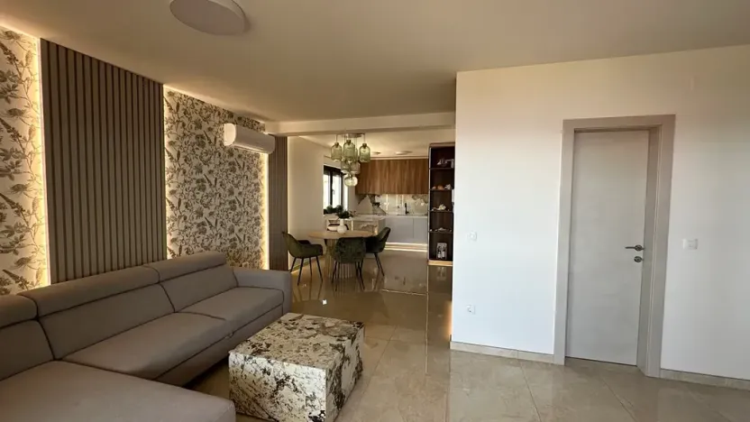 Prodej bytu 3+kk, Rogoznica, Chorvatsko, 76 m2