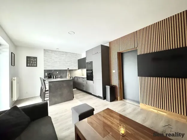 Prodej bytu 2+kk, Milovice, Armádní, 48 m2