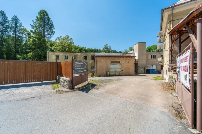 Pronájem skladu, Jílové u Prahy - Žampach, 300 m2