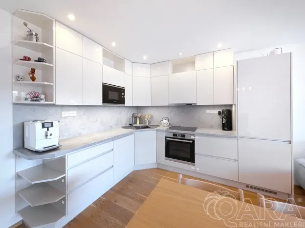 Prodej bytu 3+kk, Praha, Tunelářů, 69 m2