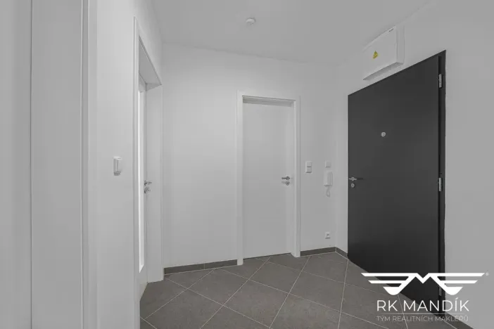Pronájem bytu 2+kk, Praha, Stočesova, 51 m2