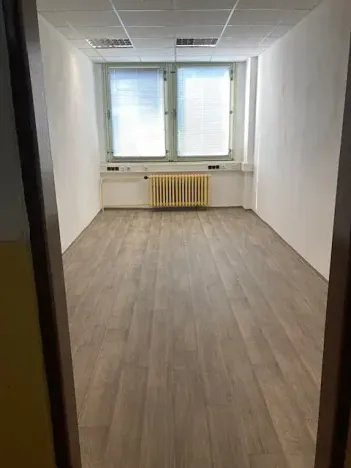 Pronájem kanceláře, Liberec, Švermova, 18 m2
