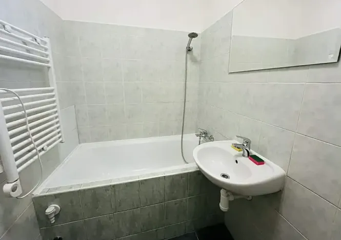 Pronájem bytu 2+kk, Praha - Vysočany, Pod pekárnami, 45 m2