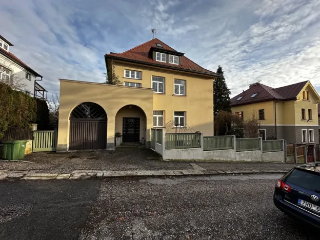 Pronájem bytu 2+1, Trutnov - Střední Předměstí, náměstí Hraničářů, 43 m2