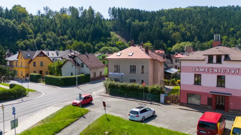 Pronájem bytu 3+1, Úpice, Na Veselce, 85 m2