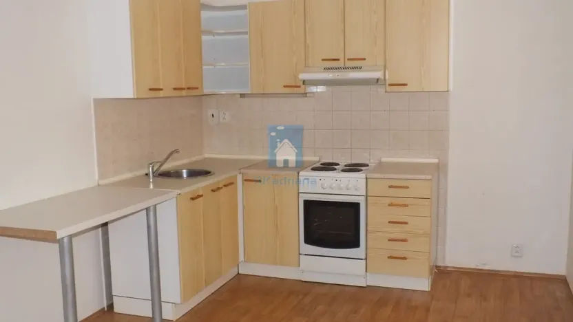 Pronájem bytu 1+1, Dobřany, Školní, 47 m2