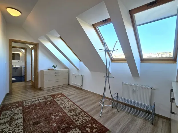 Pronájem bytu 2+kk, Praha - Břevnov, Patočkova, 80 m2