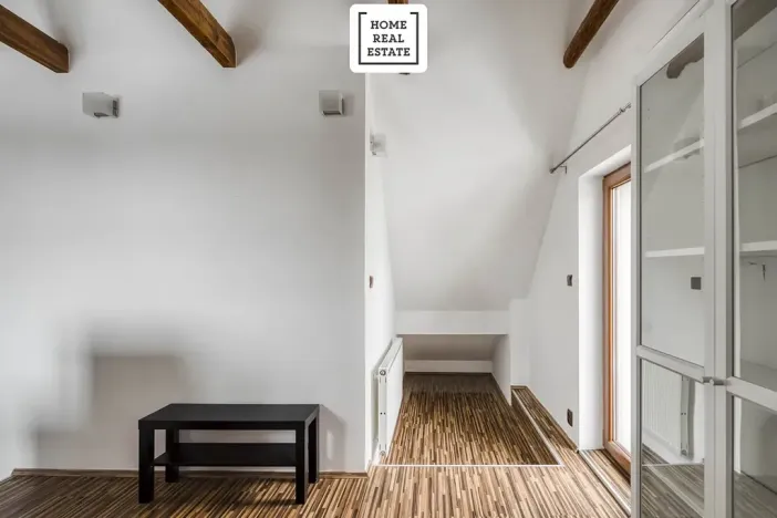 Pronájem ubytování, Praha - Dolní Měcholupy, U svornosti, 117 m2