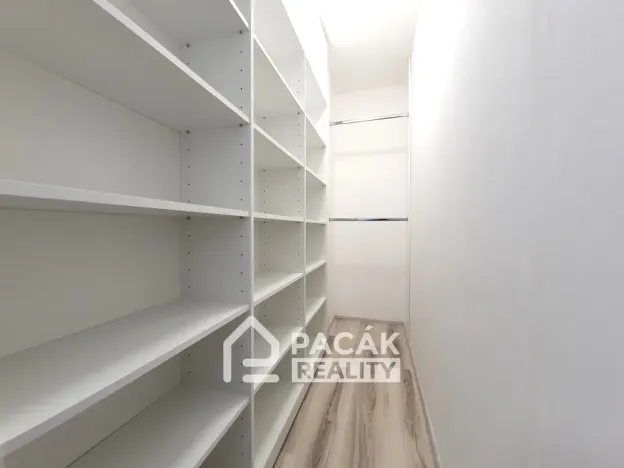 Pronájem bytu 2+kk, Olomouc, Matěje z Janova, 60 m2